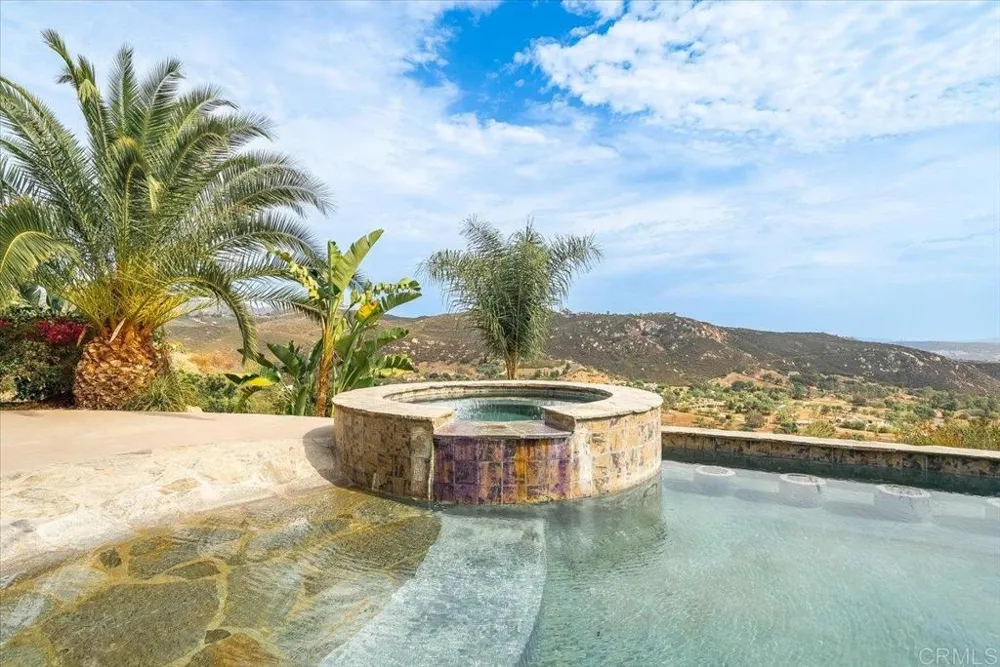 15223 Skyridge Road Poway, CA 92064