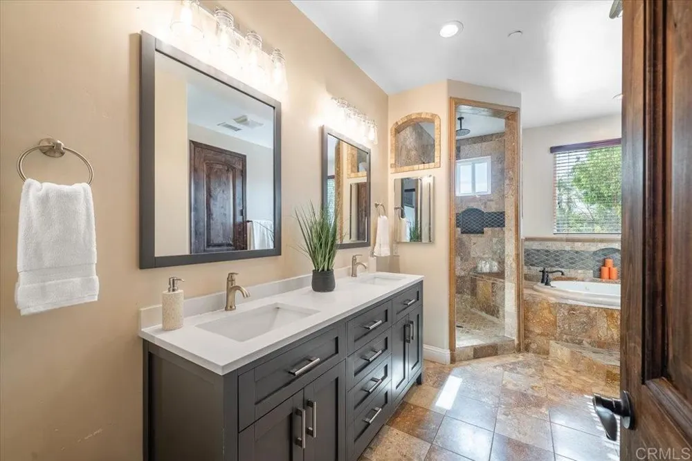 15223 Skyridge Road Poway, CA 92064