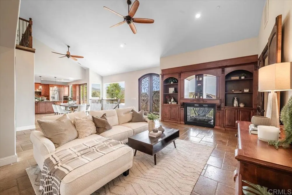 15223 Skyridge Road Poway, CA 92064