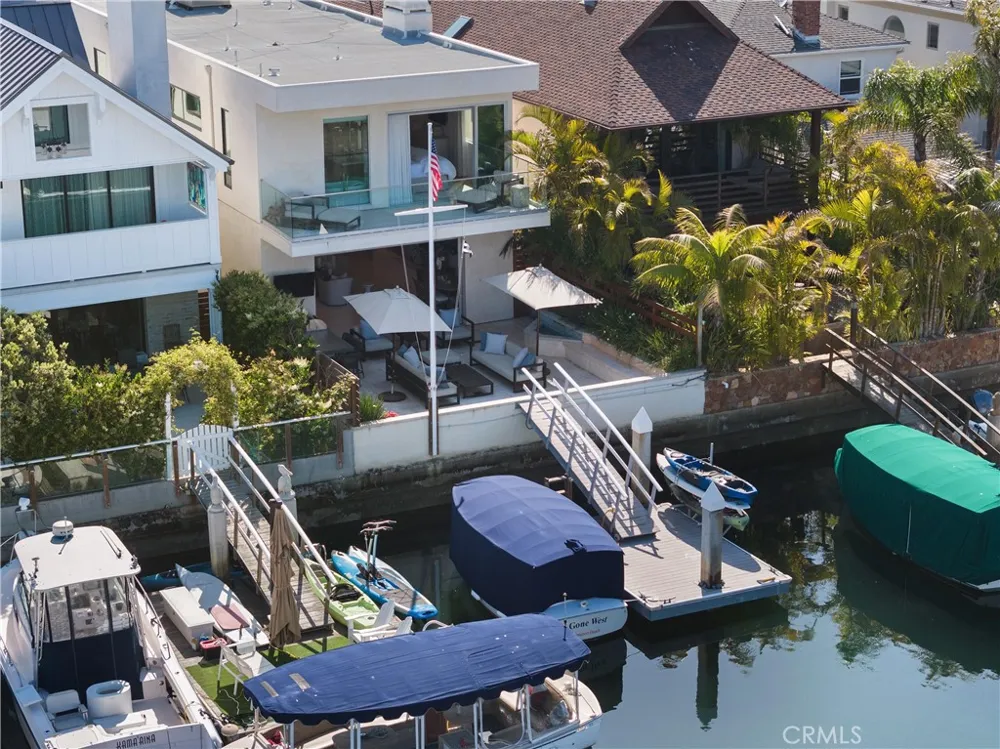 3306 Marcus Avenue Newport Beach, CA 92663