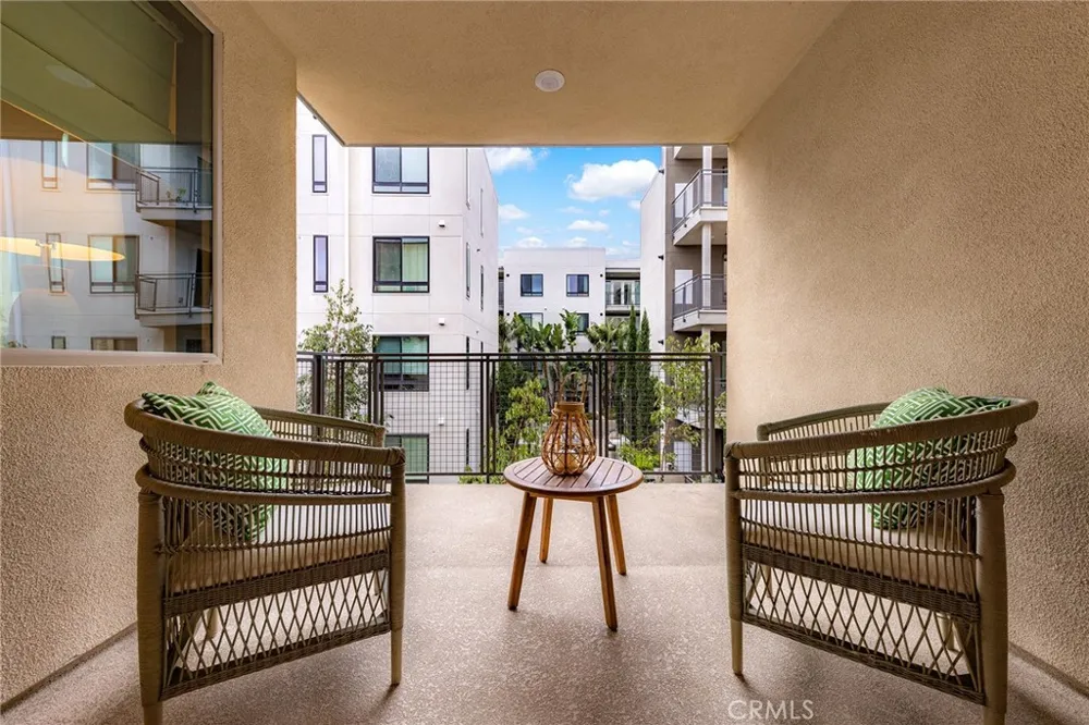 205 Bowery Irvine, CA 92612
