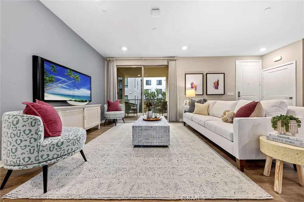205 Bowery Irvine, CA 92612