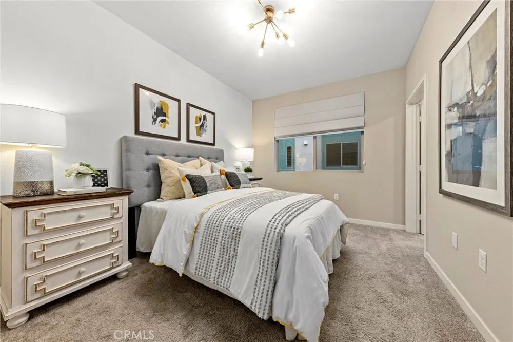 205 Bowery Irvine, CA 92612
