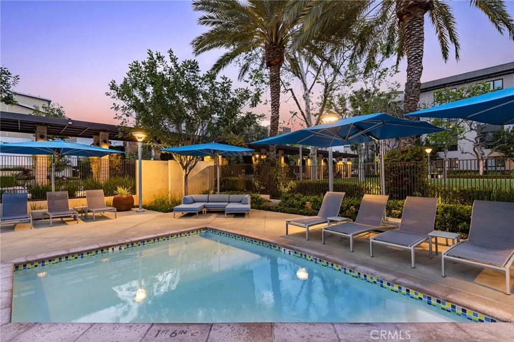 205 Bowery Irvine, CA 92612