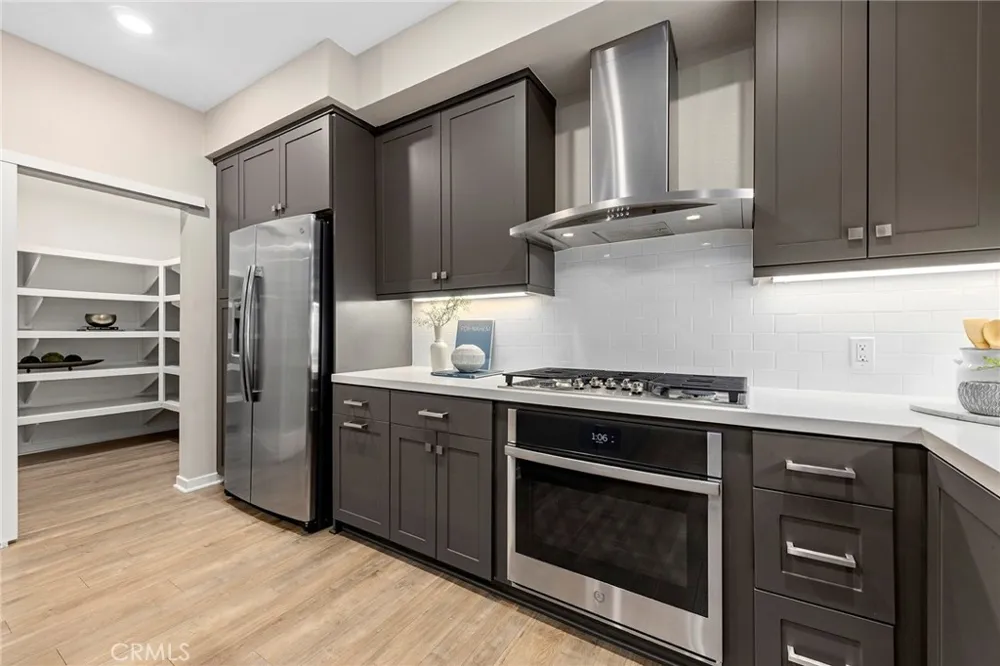 205 Bowery Irvine, CA 92612