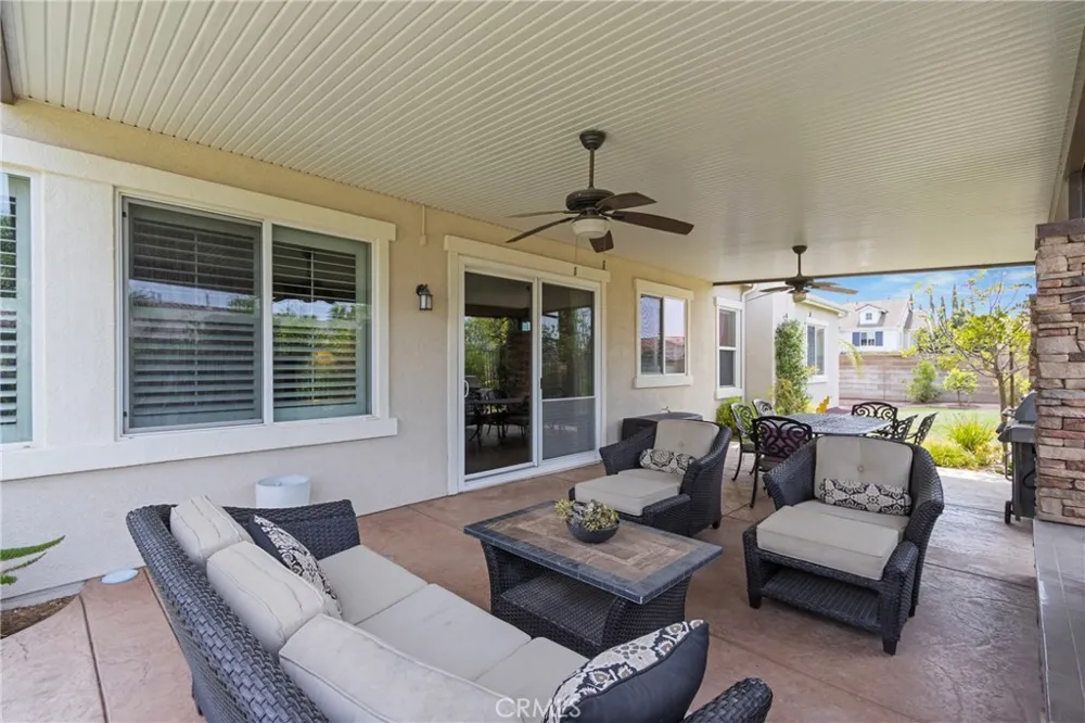 33940 Baystone Street Temecula, CA 92592