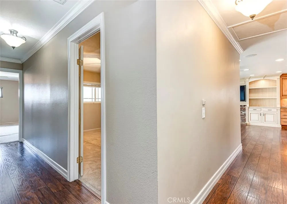 718 Meade Avenue Fullerton, CA 92833