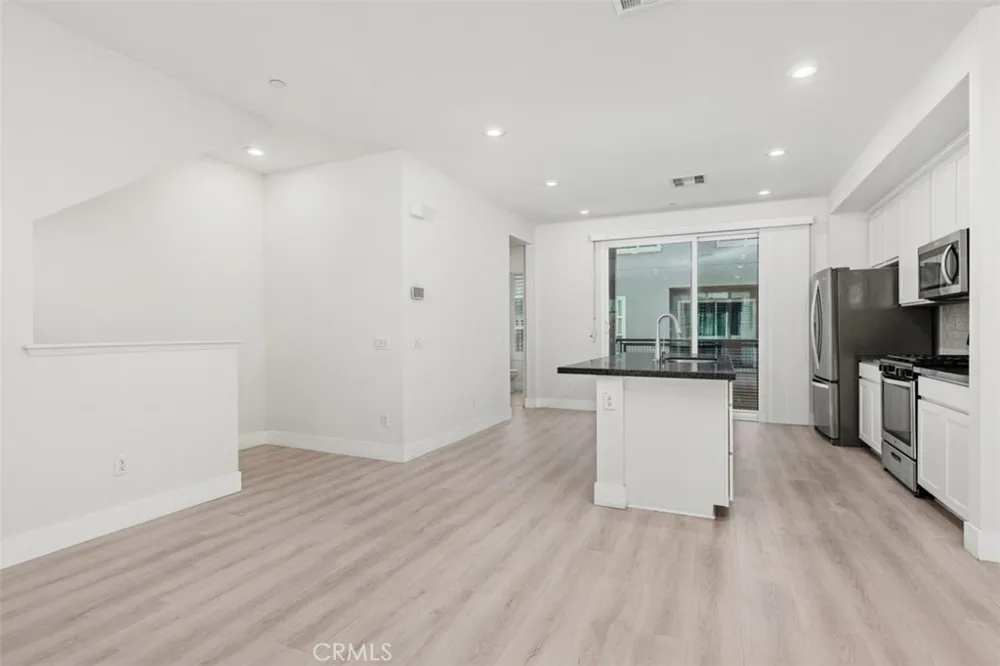 821 Hudson West Covina, CA 91790