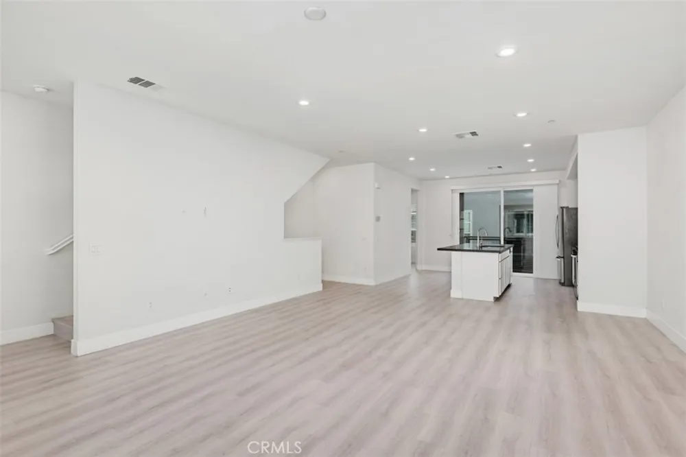 821 Hudson West Covina, CA 91790