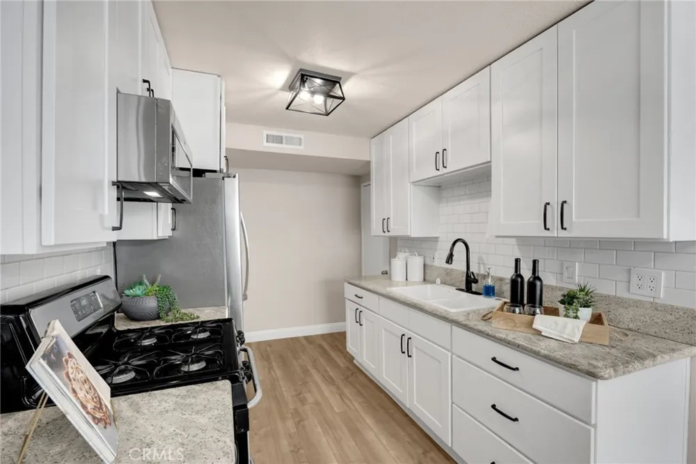 25933 Via Pera #A3 Mission Viejo, CA 92691