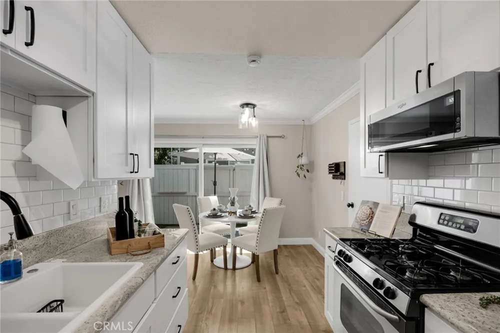 25933 Via Pera #A3 Mission Viejo, CA 92691