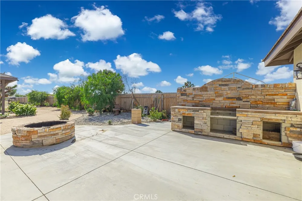 42620 25th W Lancaster, CA 93536