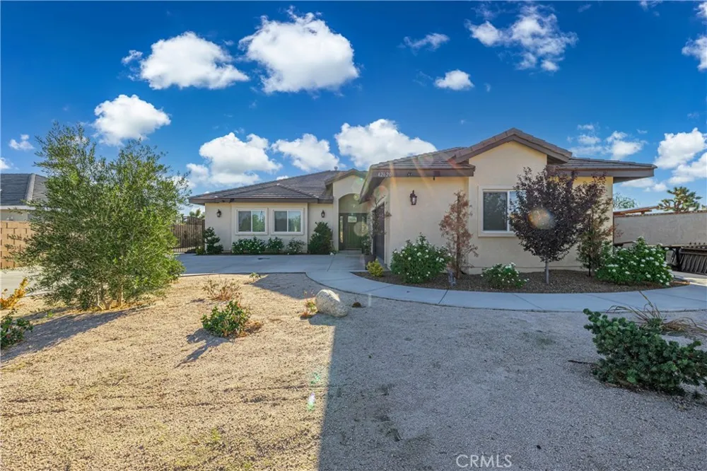 42620 25th W Lancaster, CA 93536