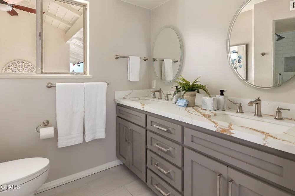 2335 Jayma Lane La Crescenta, CA 91214