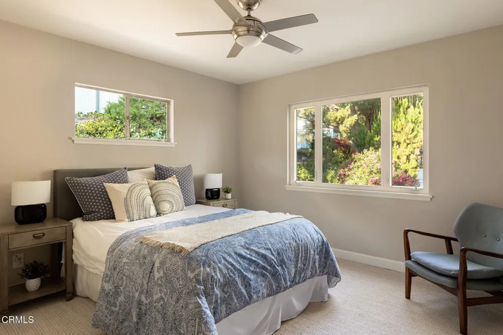 2335 Jayma Lane La Crescenta, CA 91214