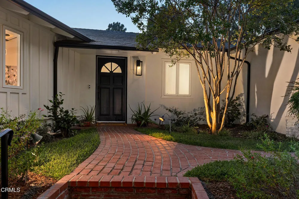 2335 Jayma Lane La Crescenta, CA 91214