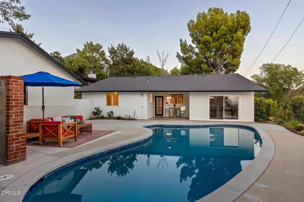 2335 Jayma Lane La Crescenta, CA 91214