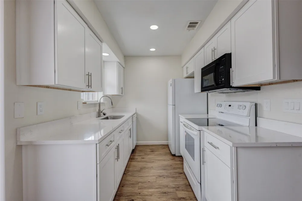 910 Cedar Terrace #910 Cedar Hill, TX 75104