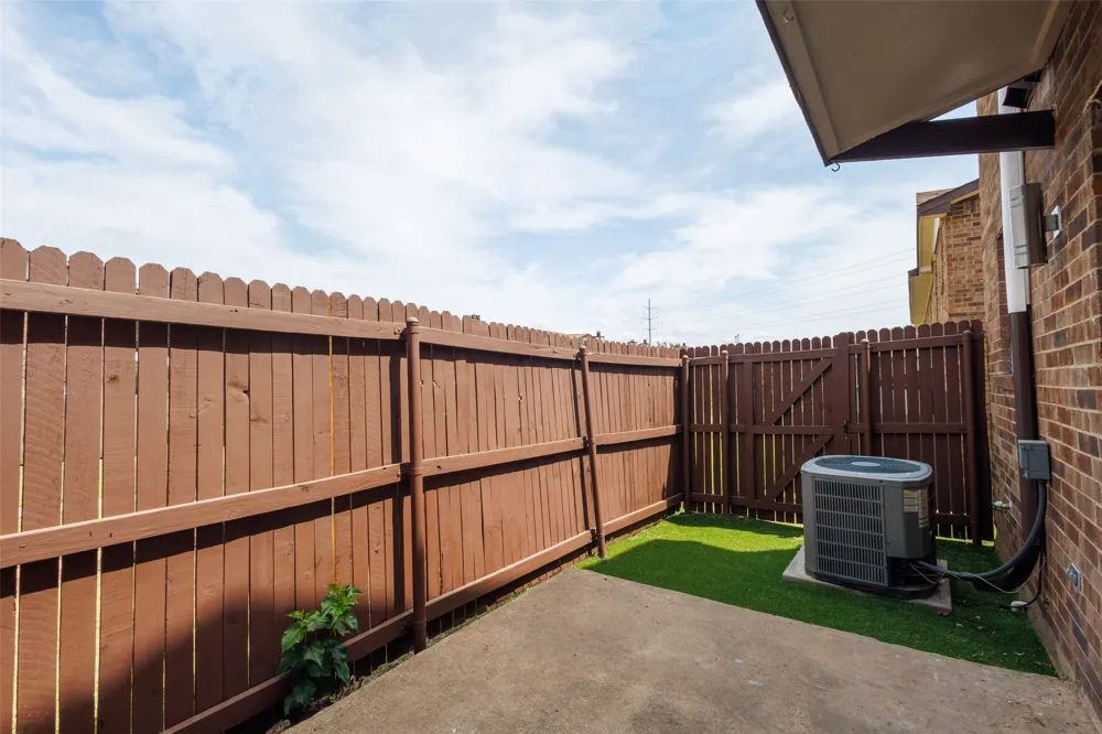 910 Cedar Terrace #910 Cedar Hill, TX 75104