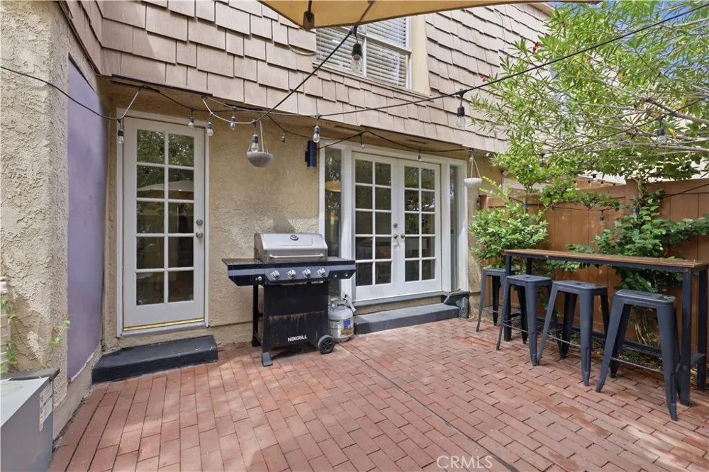 27511 Endeavor St Agoura Hills, CA 91301