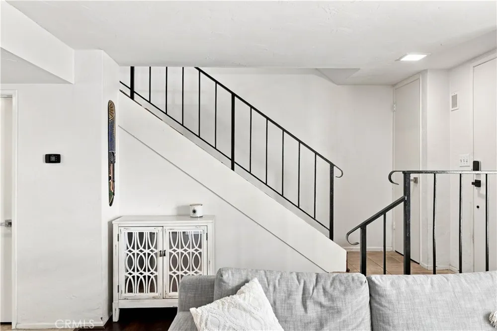 27511 Endeavor St Agoura Hills, CA 91301