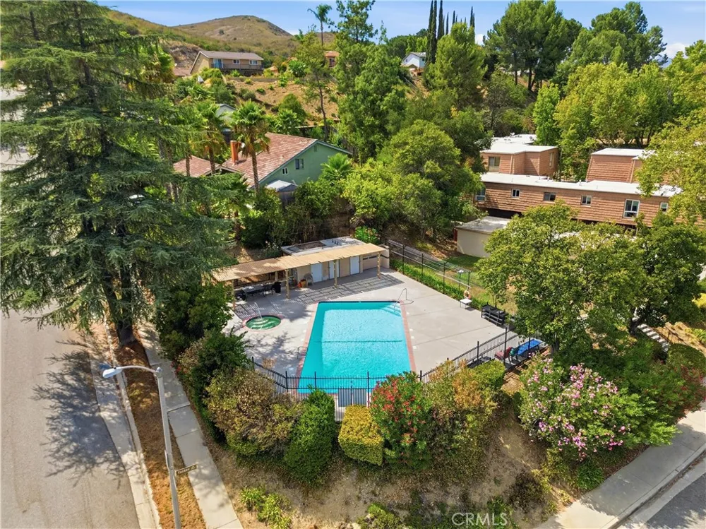 27511 Endeavor St Agoura Hills, CA 91301