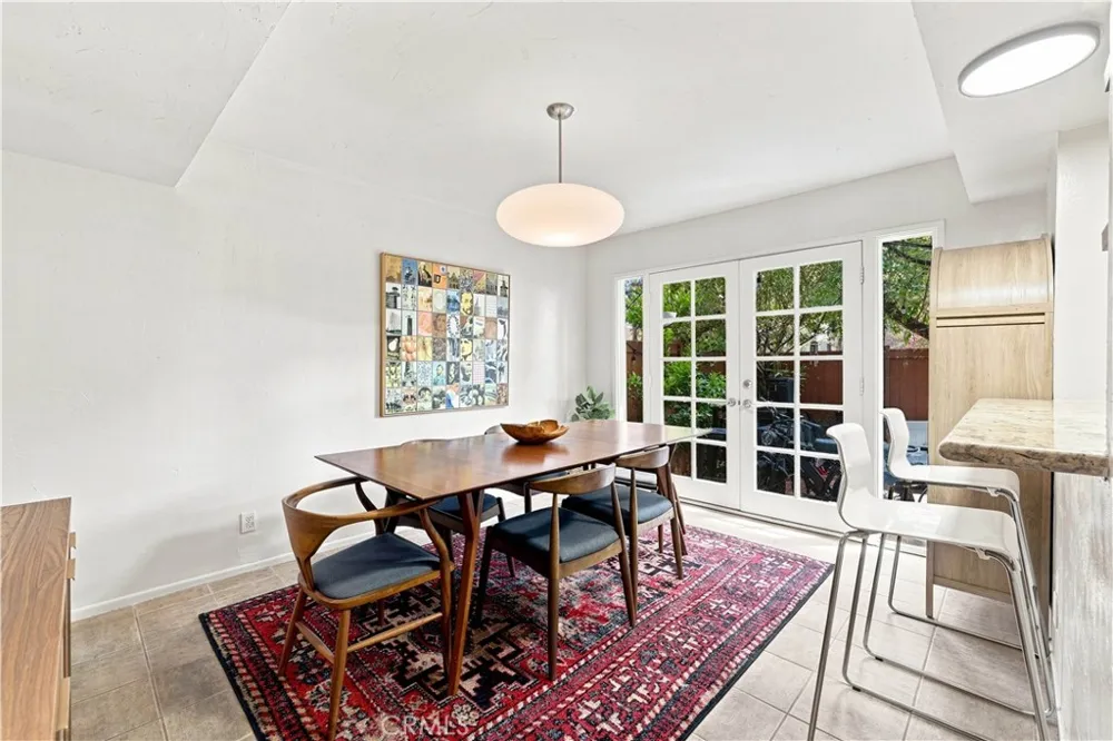27511 Endeavor St Agoura Hills, CA 91301