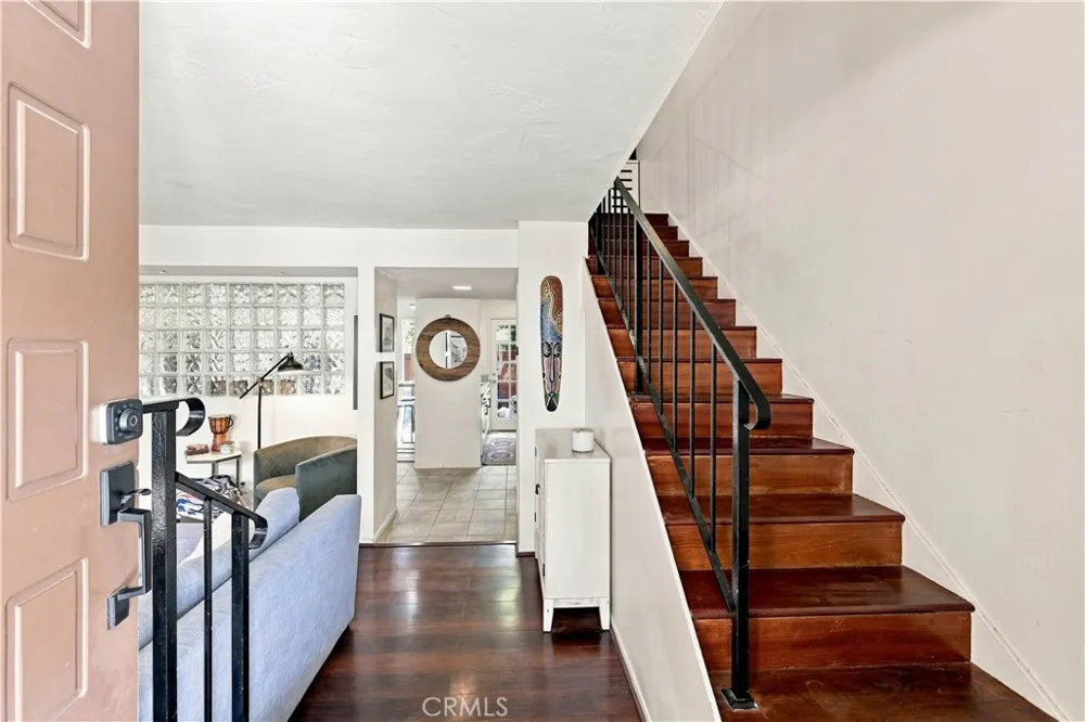 27511 Endeavor St Agoura Hills, CA 91301