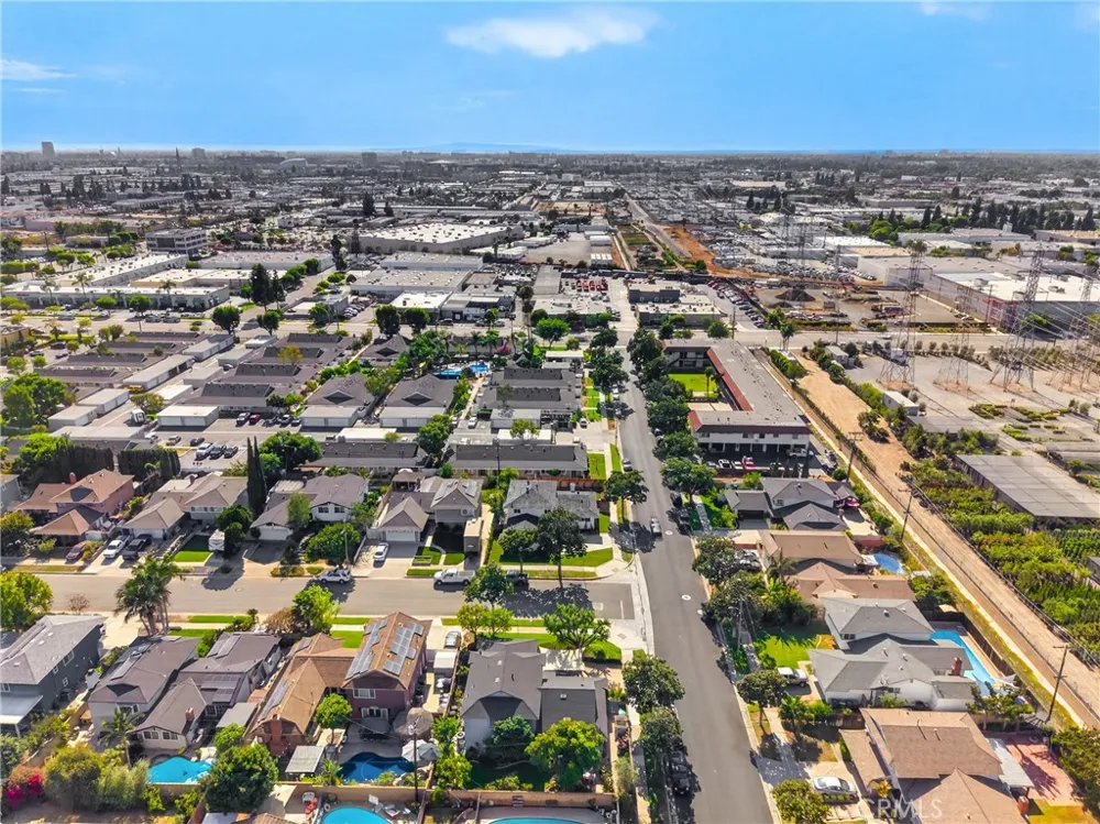 1482 Grand Orange, CA 92867