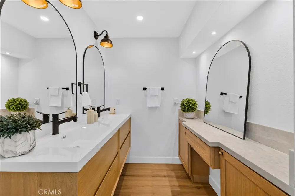 1482 Grand Orange, CA 92867