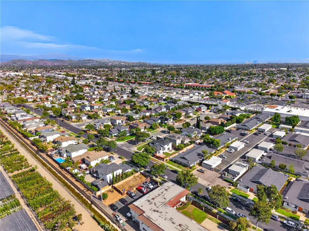 1482 Grand Orange, CA 92867