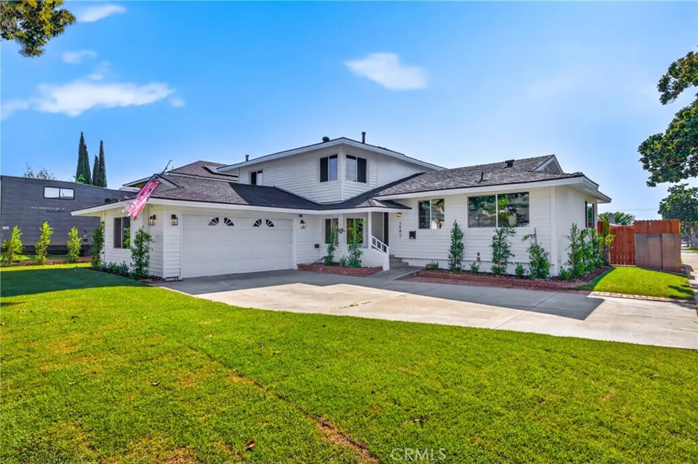 1482 Grand Orange, CA 92867