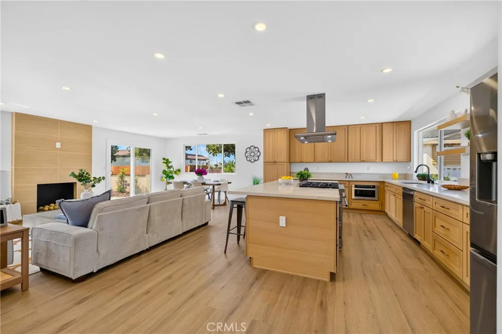 1482 Grand Orange, CA 92867