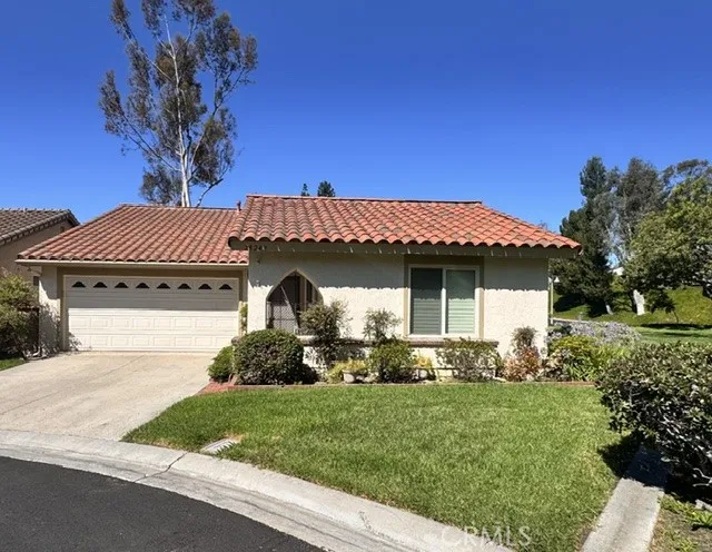28242 Zarza Mission Viejo, CA 92692