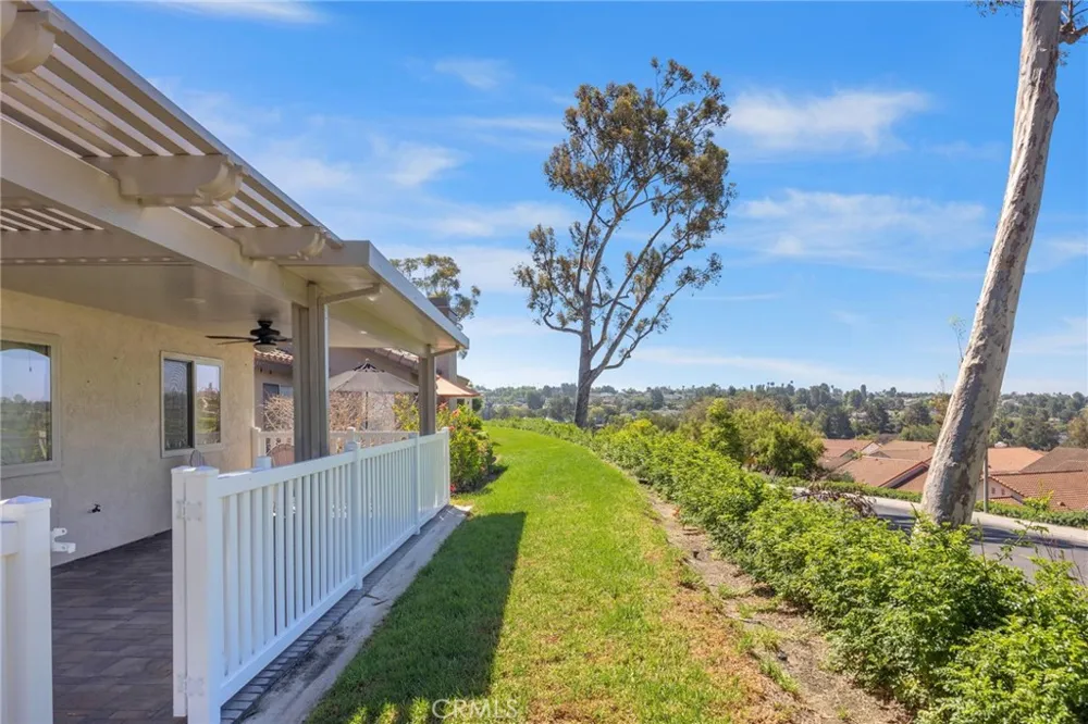 28242 Zarza Mission Viejo, CA 92692