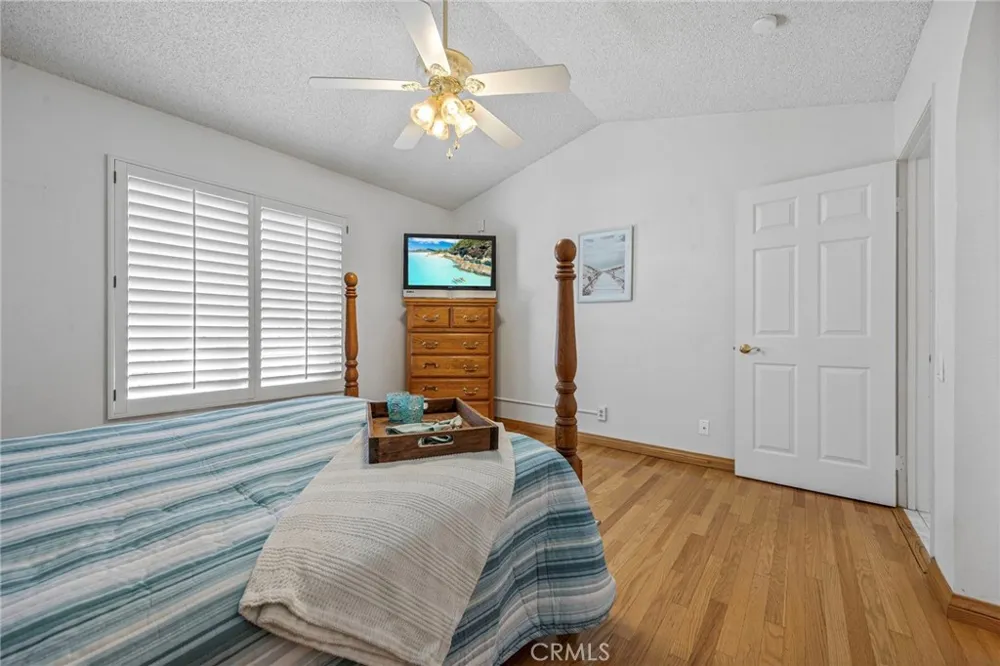 28242 Zarza Mission Viejo, CA 92692