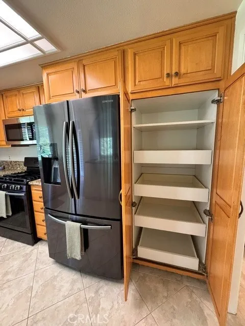 28242 Zarza Mission Viejo, CA 92692