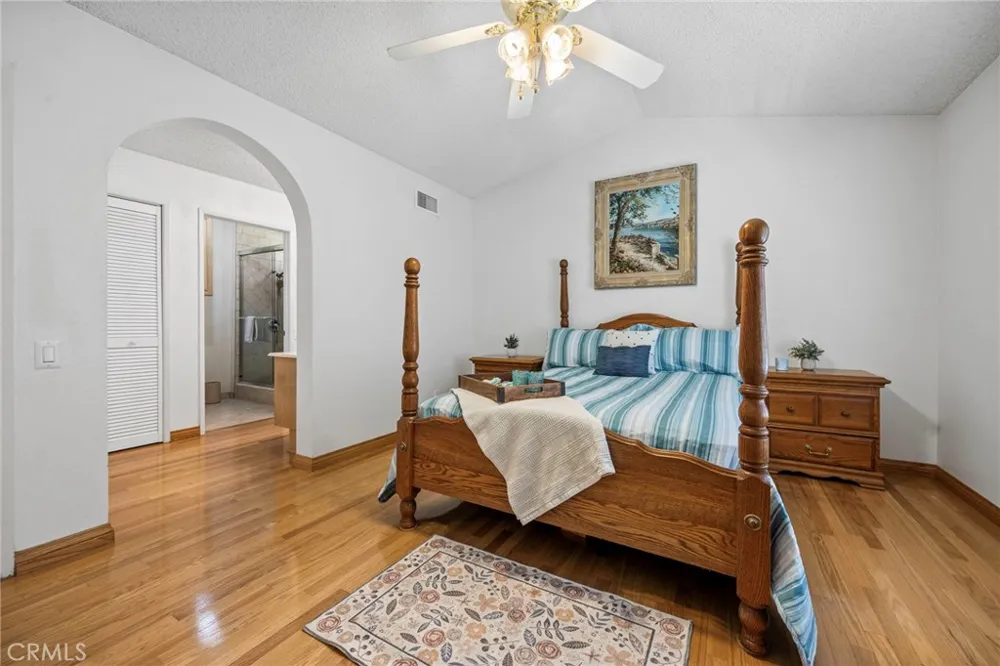 28242 Zarza Mission Viejo, CA 92692