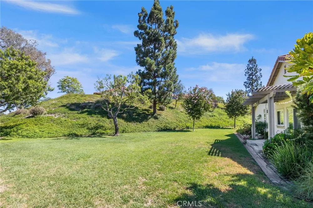 28242 Zarza Mission Viejo, CA 92692