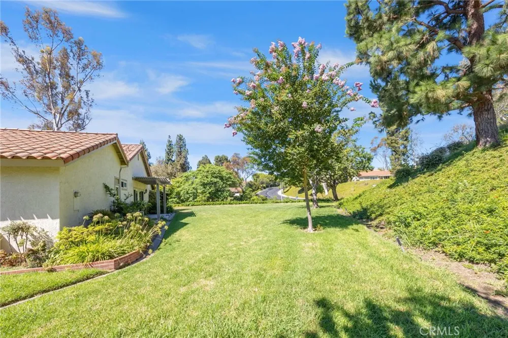 28242 Zarza Mission Viejo, CA 92692
