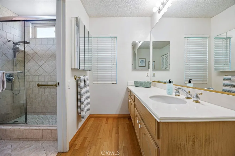 28242 Zarza Mission Viejo, CA 92692