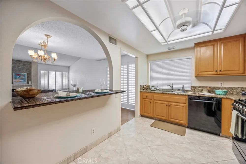 28242 Zarza Mission Viejo, CA 92692