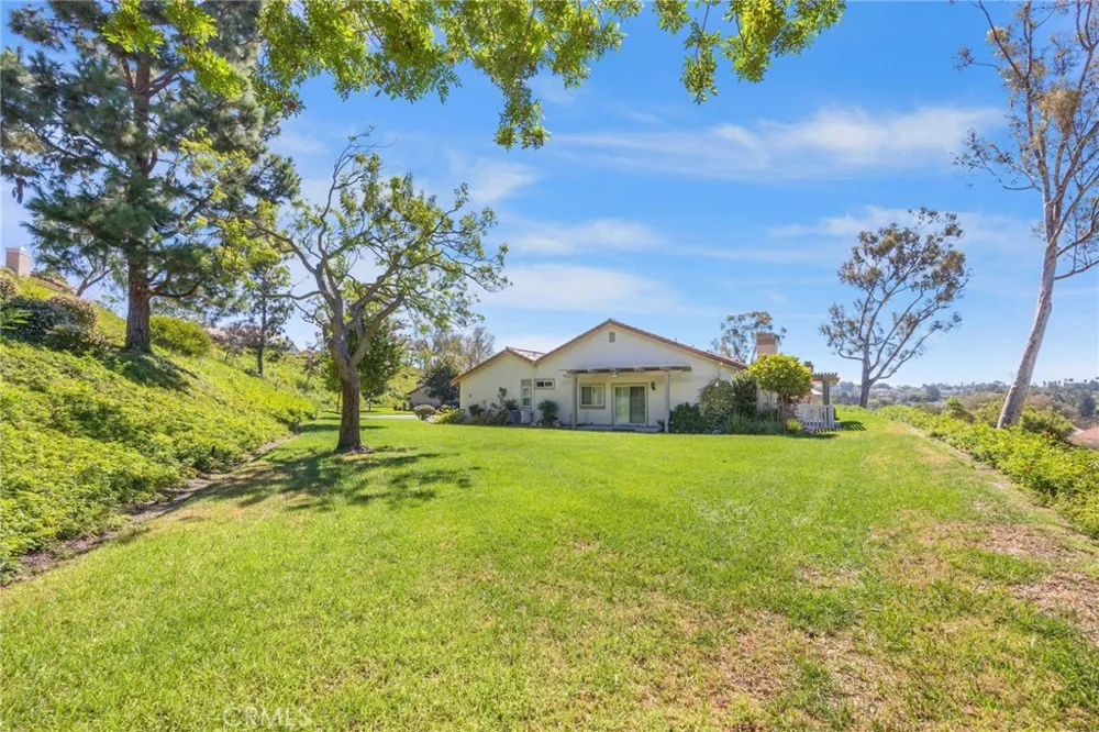 28242 Zarza Mission Viejo, CA 92692