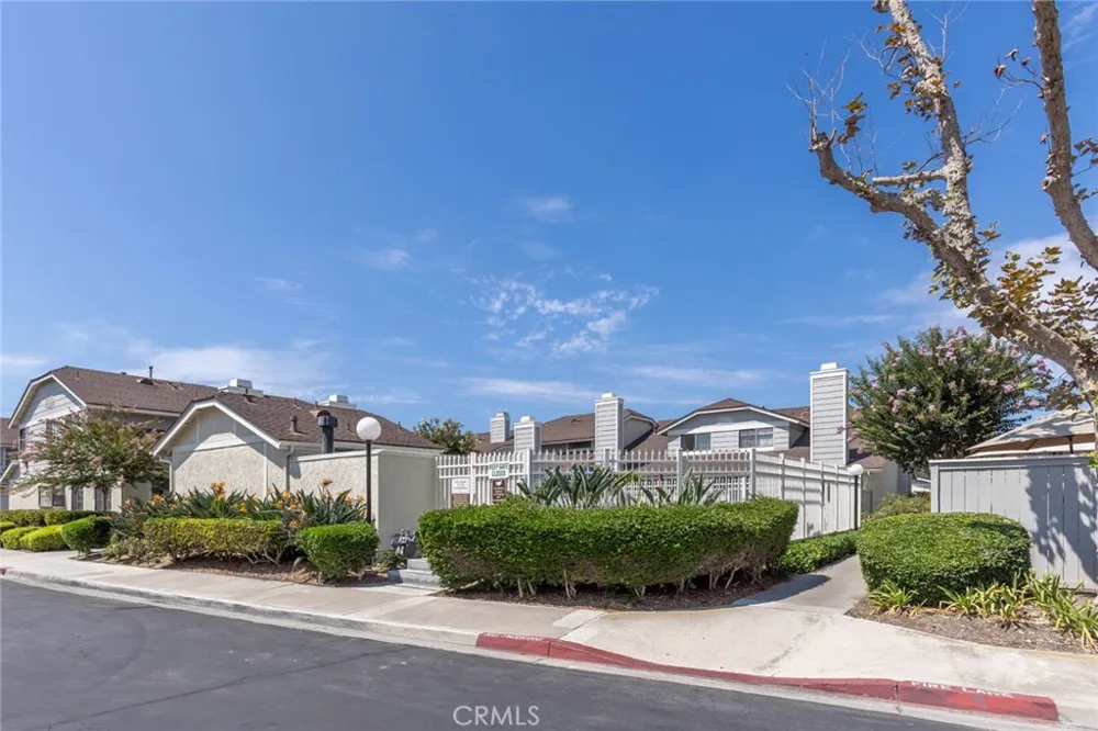 1700 W Cerritos #256 Anaheim, CA 92804