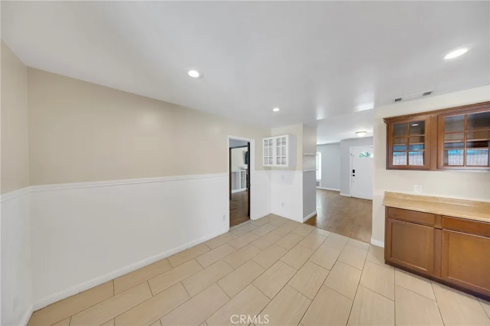 2158 HOLLY AVE Ontario, CA 91762
