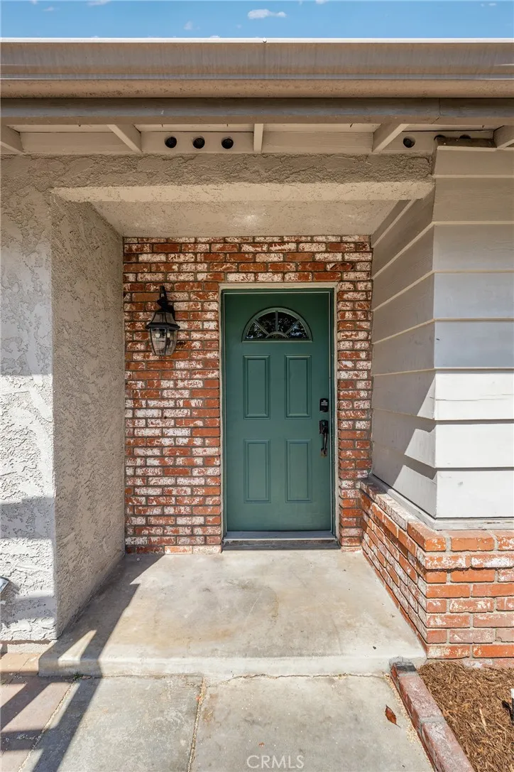 2158 HOLLY AVE Ontario, CA 91762