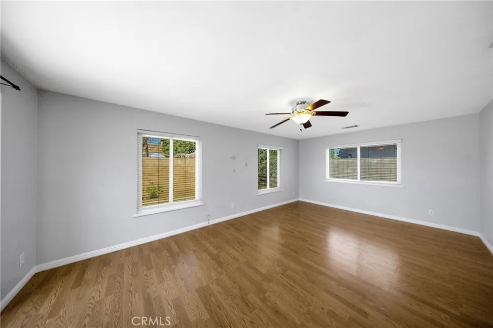 2158 HOLLY AVE Ontario, CA 91762