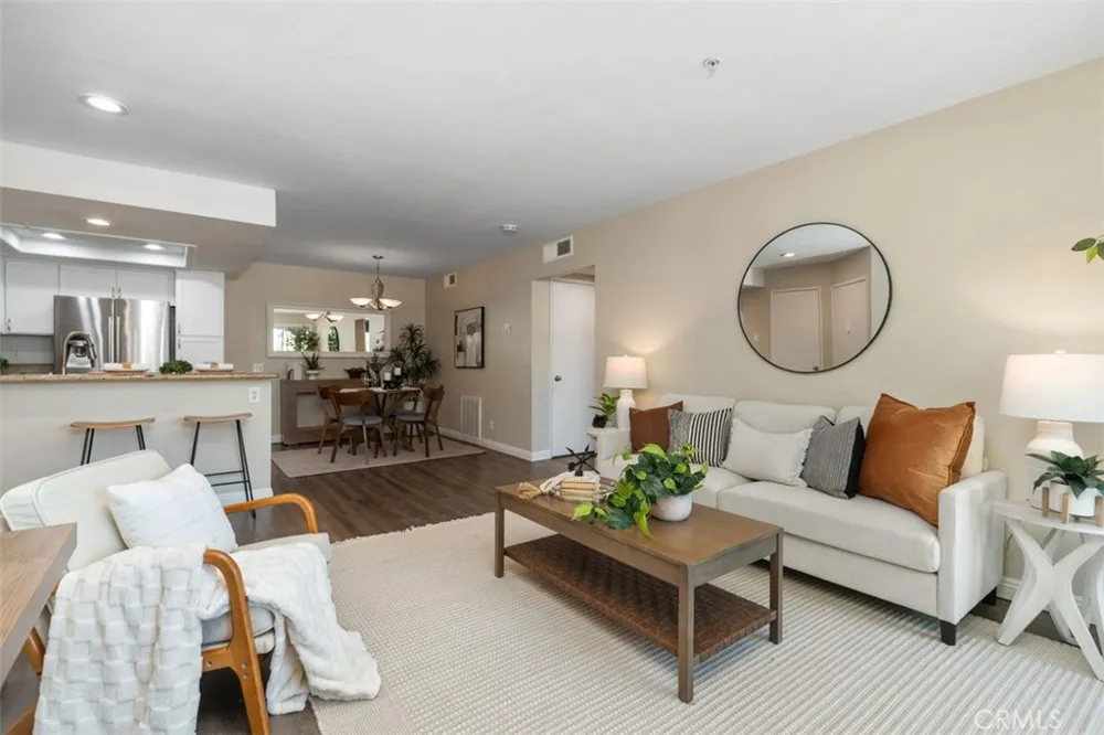 227 S Cross Creek #D Orange, CA 92869