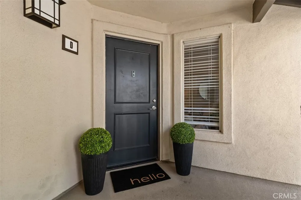 227 S Cross Creek #D Orange, CA 92869