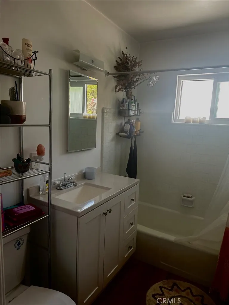 704 W 30th Street San Pedro, CA 90731